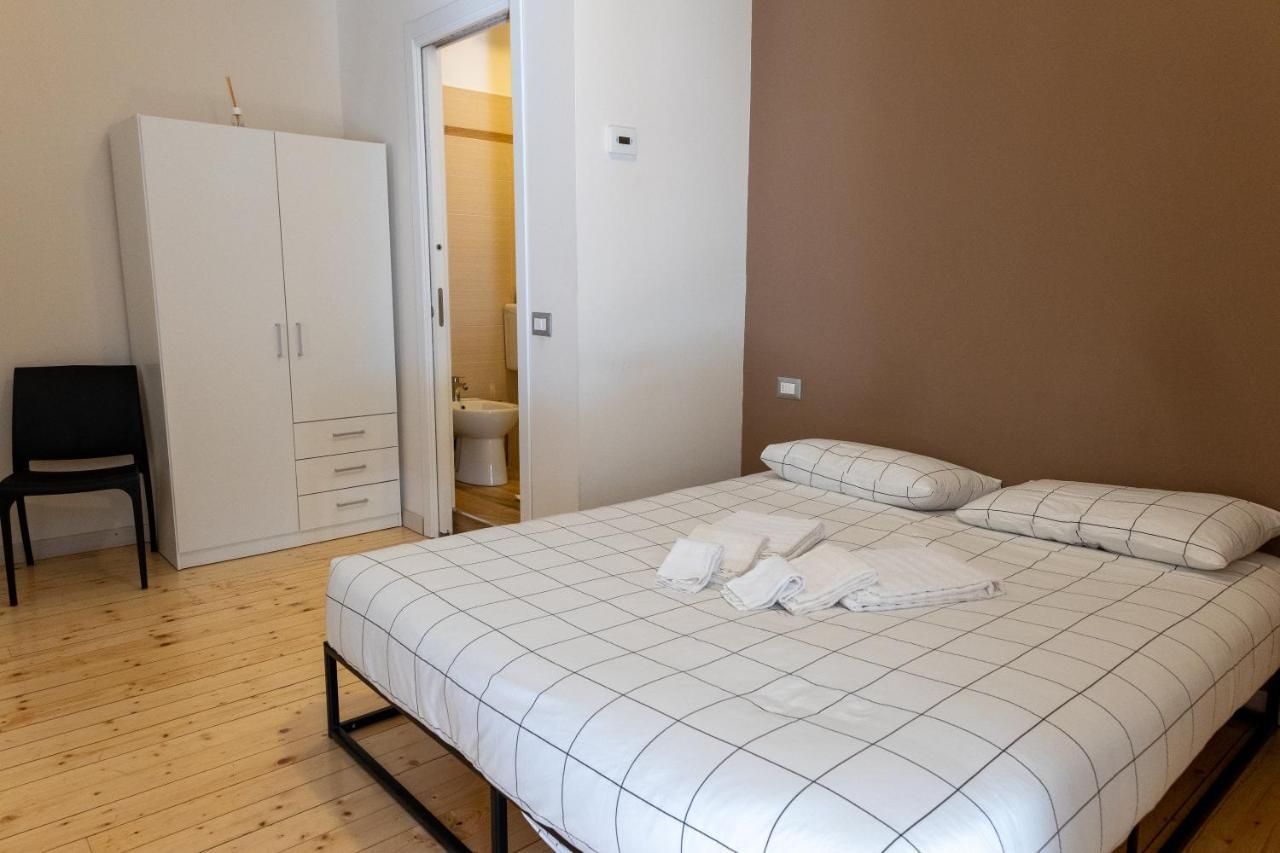 La Stazione Bed & Breakfast Trontano Bagian luar foto