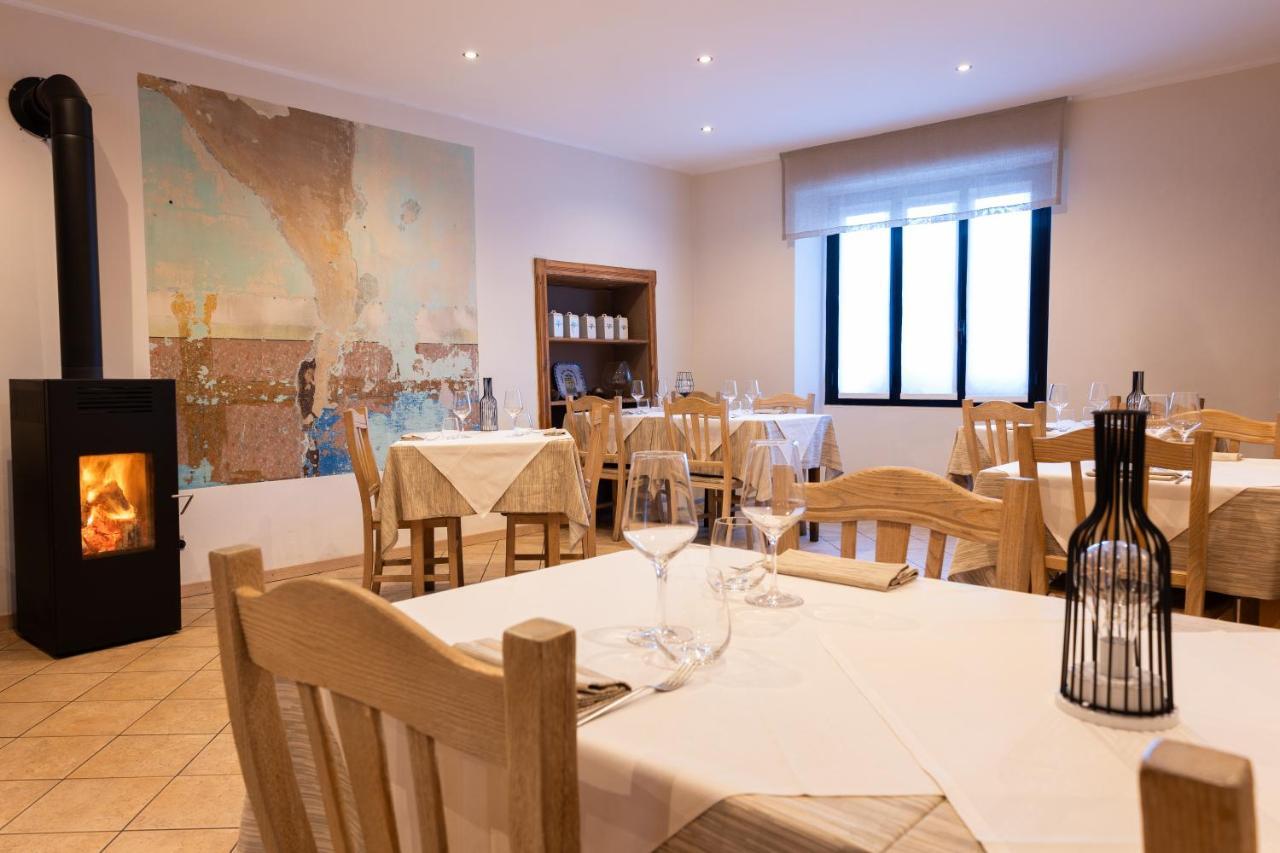 La Stazione Bed & Breakfast Trontano Bagian luar foto